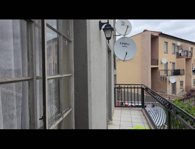 2 BEDROOM APARTMENT FOR SALE IN NORKEM PARK